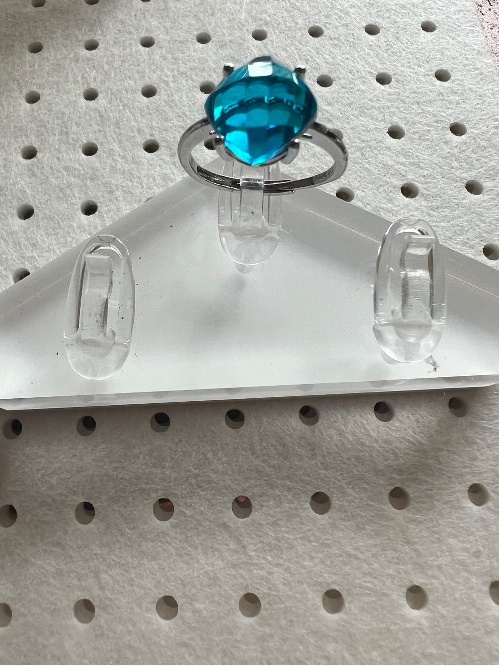Sterling Silver Ring w/ 3.93 ct Caribbean Quartz Gemstone